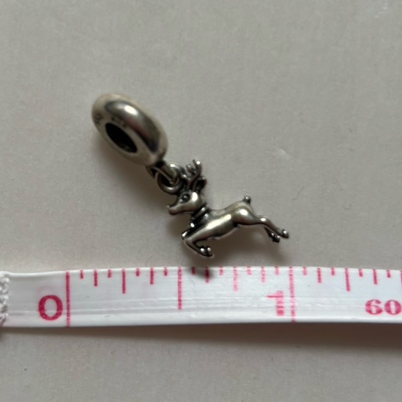 Pandora Reindeer Charm - Picture 5 of 6